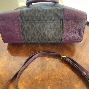 Beautiful Michael Kors bag